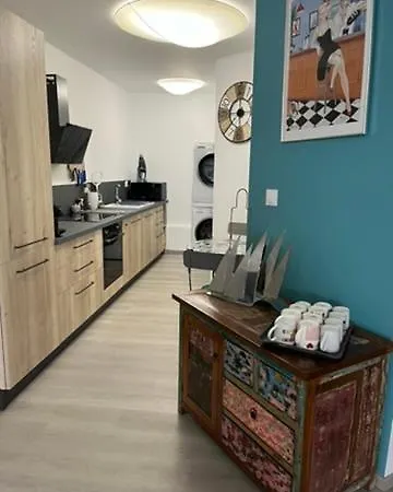 T2! 3 Ou 4 Personnes Centre Neuf Avec Garage 아파트 사나리쉬르메르